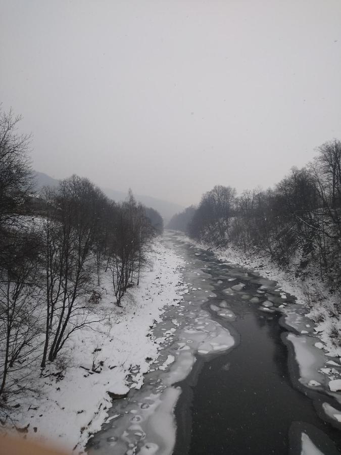Карпатські Ночі Чан На Території Yaremche Exterior foto